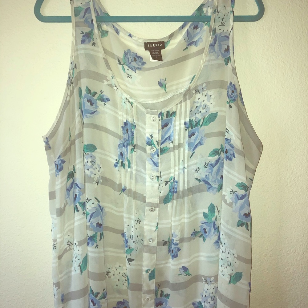 Torrid white and blue floral chiffon tank